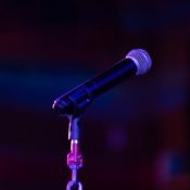 Live-band eller karokee til firmafesten